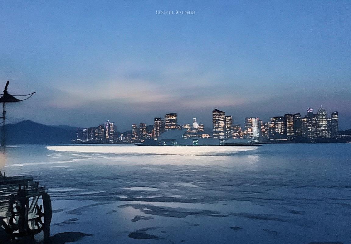 湖人VS篮网：多渠道观赛指南，精彩对决不容错过(图2)